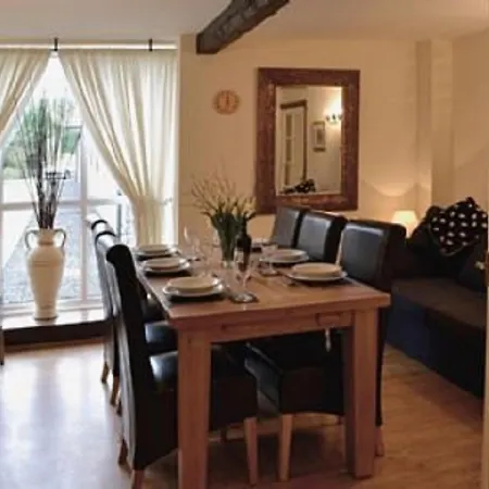 The Granary * Carperby